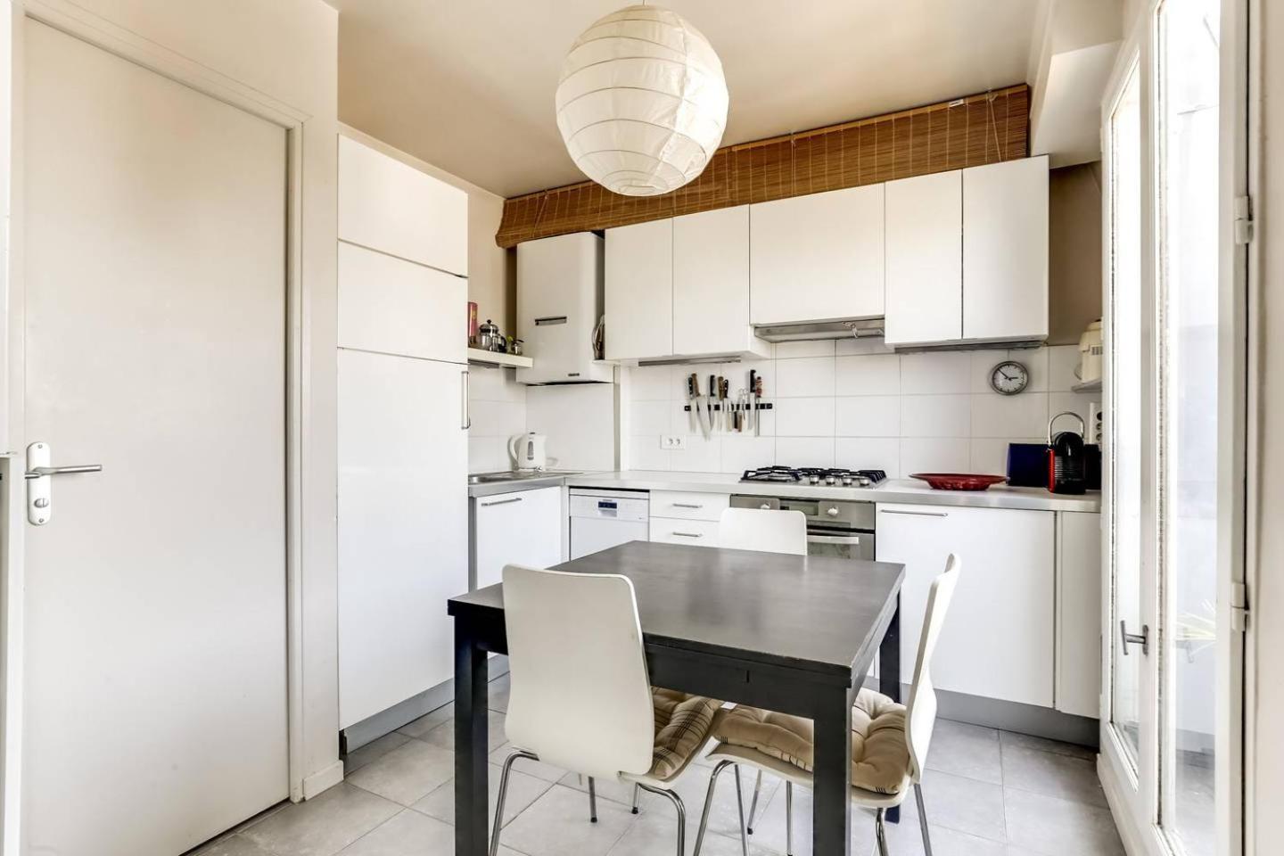 Guestready - French Flair Rooftop Hideaway Apartment *